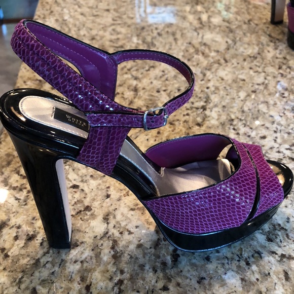 White House Black Market Heels - Picture 9 of 14